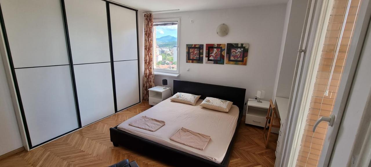 Risto Apartment Скопье Экстерьер фото