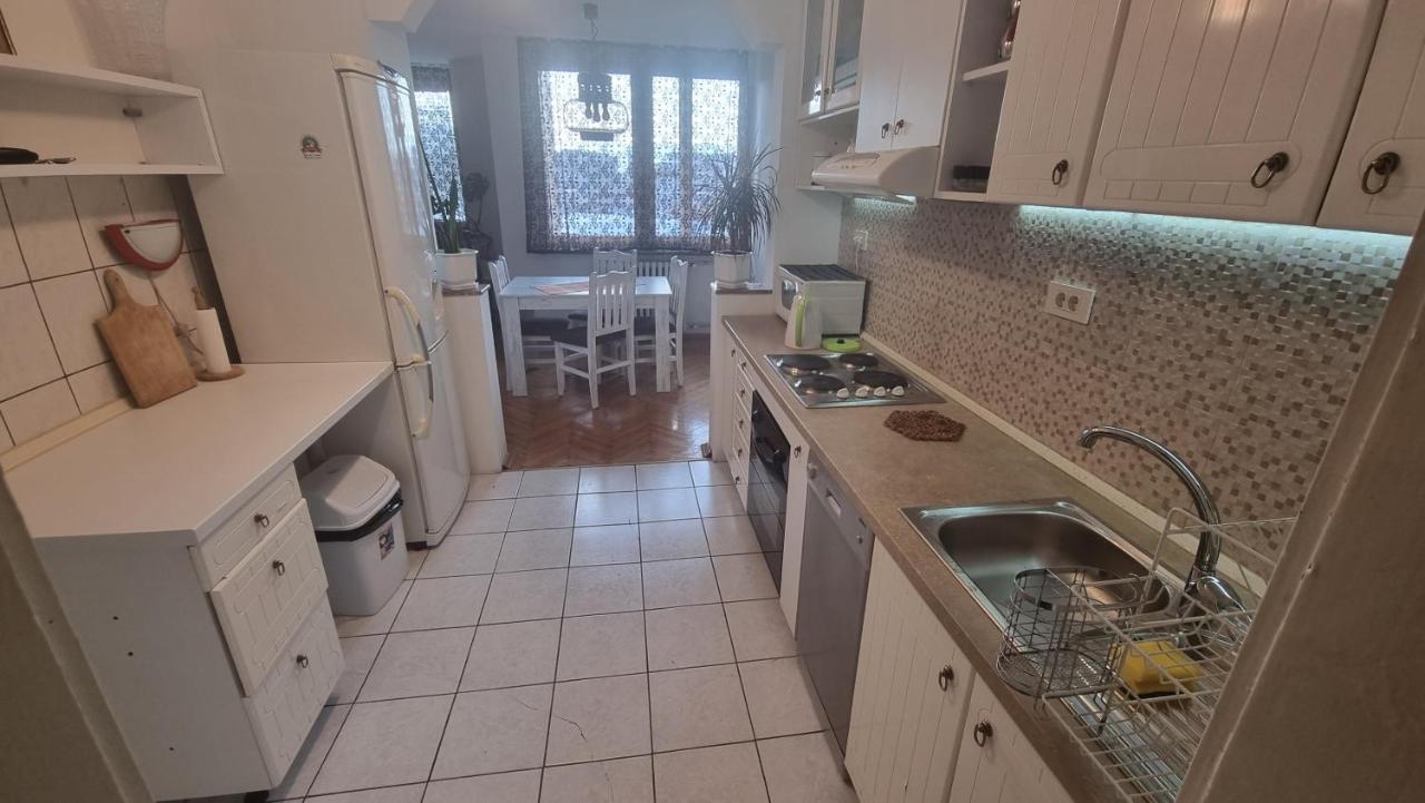 Risto Apartment Скопье Экстерьер фото