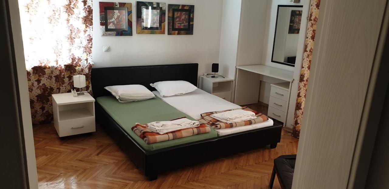 Risto Apartment Скопье Экстерьер фото